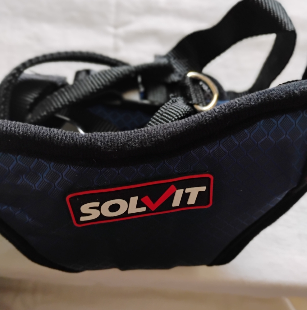 Deluxe Car Safety Harness for Dogs - Black - Picture 3 of 5